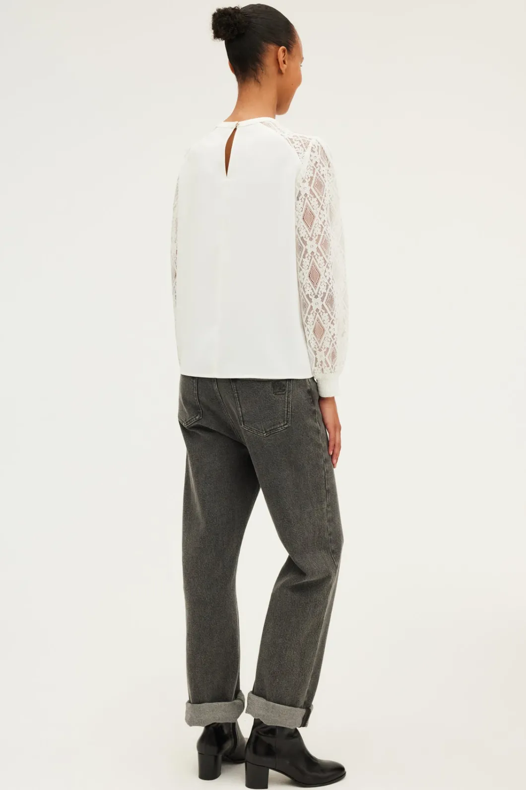 Top aux manches en dentelle - BRELLE | Pablo Clearance